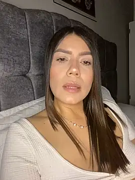 martina contreras online show from June 5, 5:03 am