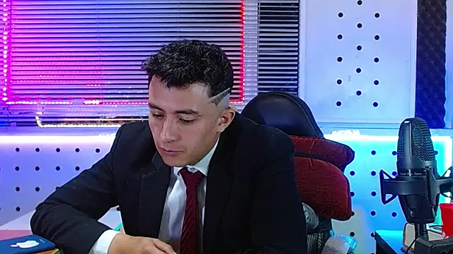 Darko0717 online show from June 3, 2:33 pm