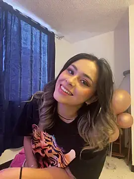 pamelao online show from March 5, 12:00 pm