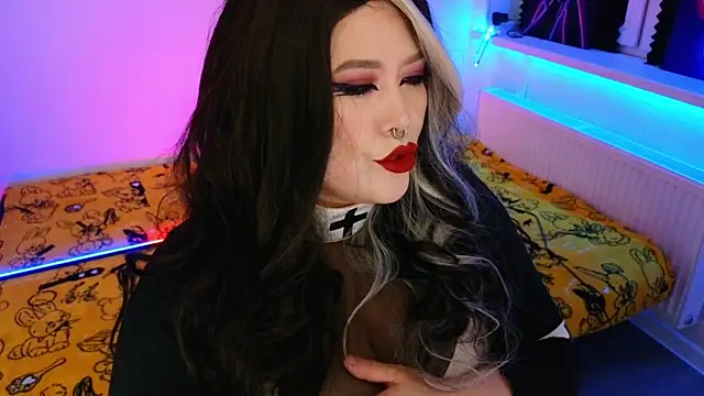 wickedxqueen online show from May 28, 9:12 pm