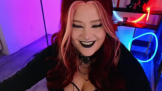 wickedxqueen online show from June 16, 9:28 pm
