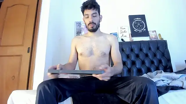 JohanyLatino online show from January 20, 6:21 pm