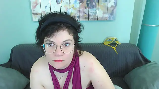 EverlyRays online show from February 13, 1:26 pm