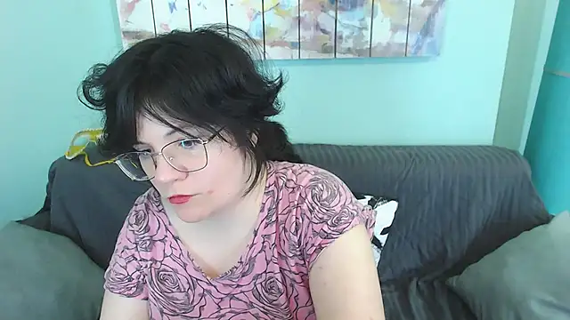 EverlyRays online show from March 4, 10:05 pm