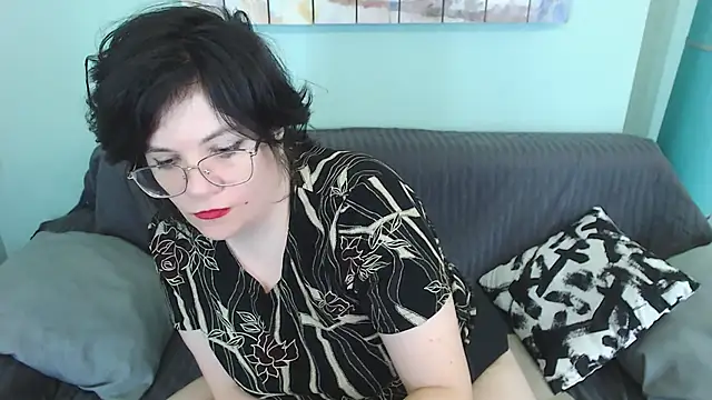 EverlyRays online show from March 7, 6:54 pm