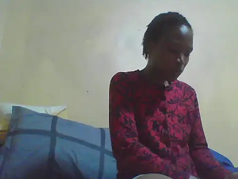 Smillie prety online show from May 18, 5:41 pm