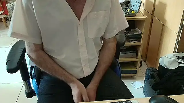 angelgarcia269 online show from April 4, 12:46 pm