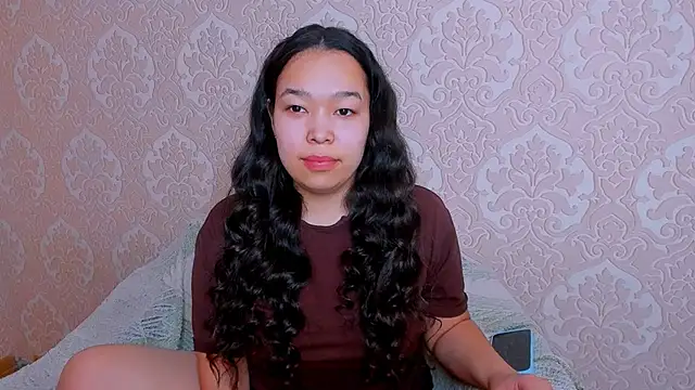 Snapshot of Kris_top_Lee chatting on April 9, 2:22 am Kris top Lee online show from April 9, 2:22 am