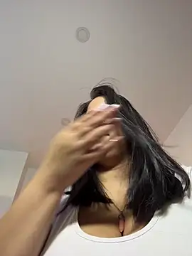 tati reyess online show from October 7, 1:30 pm