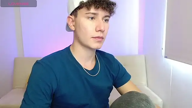 adrian morelly online show from December 13, 7:53 pm