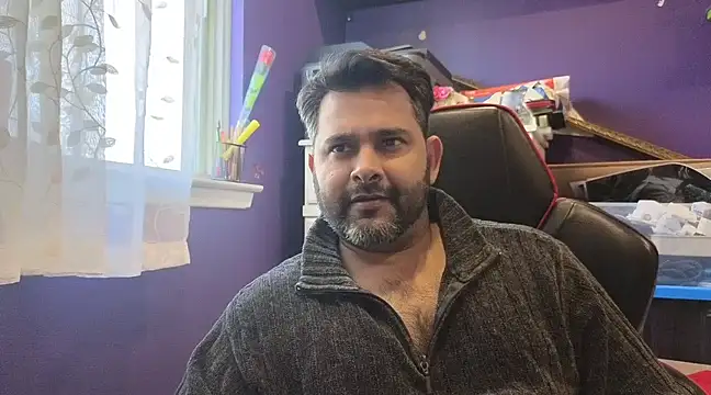 Sakhtlaundaz online show from March 21, 8:08 pm