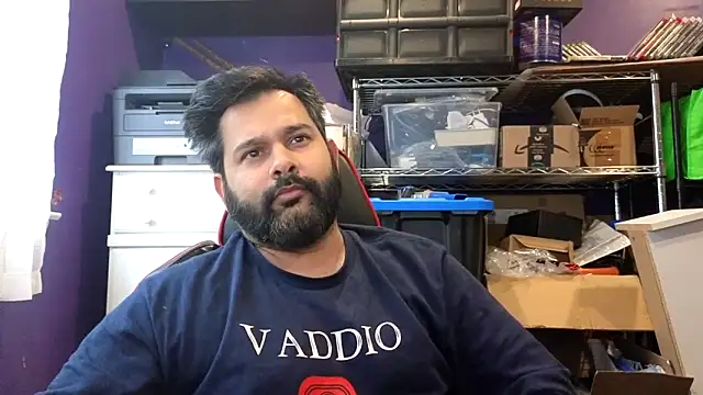 Sakhtlaundaz online show from November 25, 3:01 pm