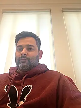 Sakhtlaundaz online show from February 12, 9:32 pm