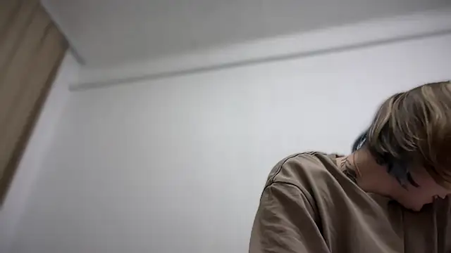 Snapshot of Isabel-Bailey chatting on October 2, 8:49 pm Isabel-Bailey online show from October 2, 8:49 pm