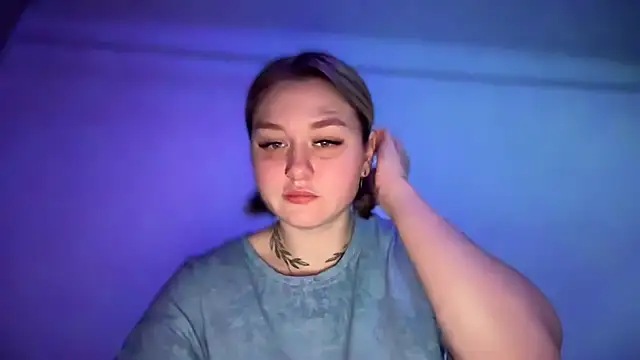 Snapshot of Isabel-Bailey chatting on October 21, 9:04 pm Isabel-Bailey online show from October 21, 9:04 pm