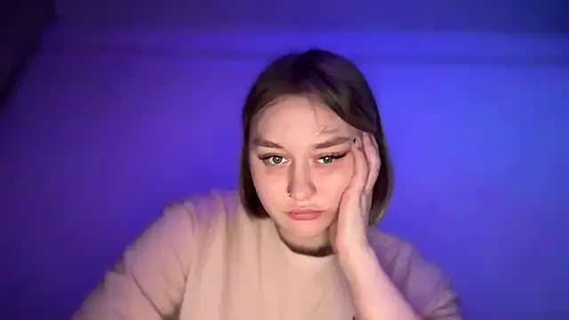 Snapshot of Isabel-Bailey chatting on November 6, 9:59 pm Isabel-Bailey online show from November 6, 9:59 pm