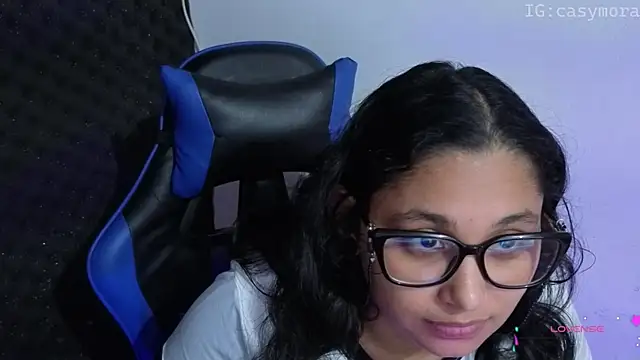 Snapshot of Cuteprincess21 chatting on May 1, 12:59 am Cuteprincess21 online show from May 1, 12:59 am