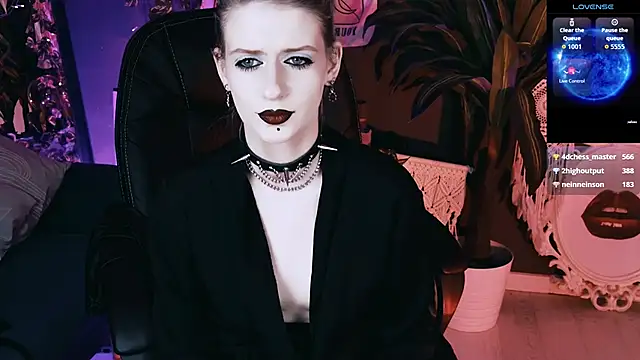 Noah ElmerX online show from April 18, 7:58 pm