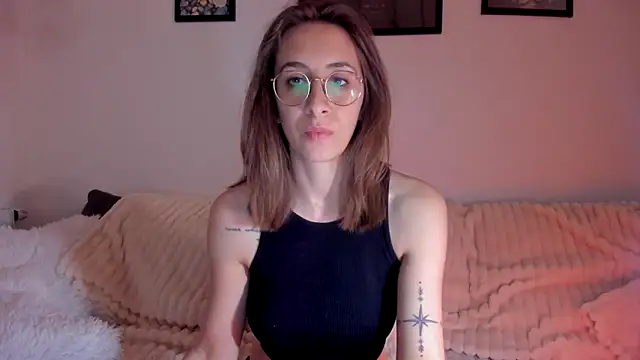 DesireMore90 online show from March 19, 12:03 am