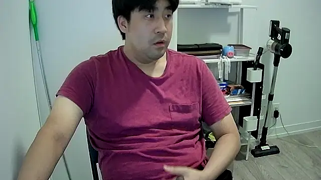 Koreanboy171 online show from July 7, 11:31 pm