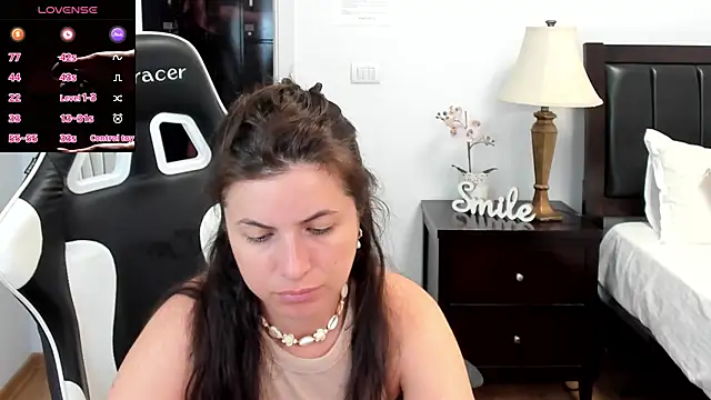 AmyPure  online show from June 26, 5:01 am
