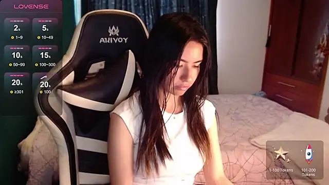 alice middlee online show from June 1, 4:20 pm
