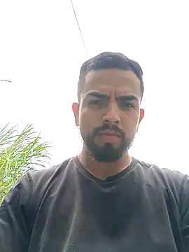 Snapshot of Ferchog5 chatting on March 24, 2:33 pm Ferchog5 online show from March 24, 2:33 pm