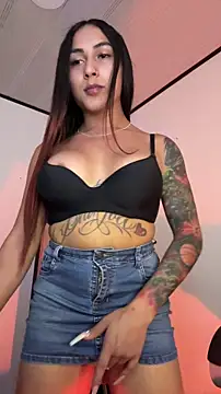 jesica  simpson online show from June 13, 4:05 pm