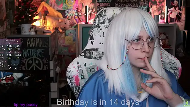 ShiroiFubuki online show from February 6, 7:18 pm