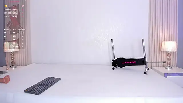 Jiggly   online show from November 27, 1:29 am