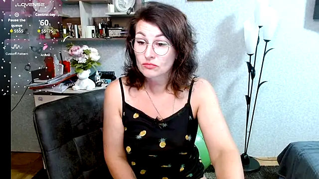 BeatriksS online show from July 5, 4:36 pm