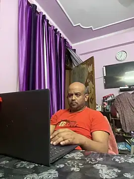 Snapshot of Dick_6inches chatting on October 7, 1:30 pm Dick 6inches online show from October 7, 1:30 pm