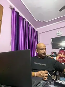 Snapshot of Dick_6inches chatting on October 27, 3:16 pm Dick 6inches online show from October 27, 3:16 pm