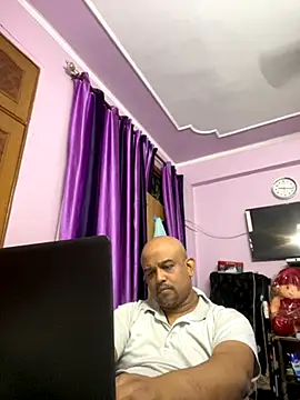 Snapshot of Dick_6inches chatting on November 6, 3:46 pm Dick 6inches online show from November 6, 3:46 pm