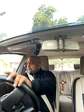 Snapshot of Dick_6inches chatting on December 3, 5:04 am Dick 6inches online show from December 3, 5:04 am