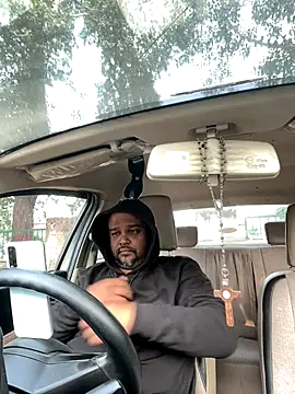 Snapshot of Dick_6inches chatting on December 14, 4:29 am Dick 6inches online show from December 14, 4:29 am