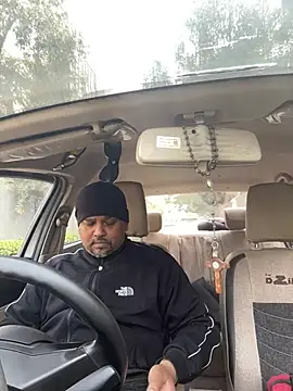 Snapshot of Dick_6inches chatting on January 19, 5:00 am Dick 6inches online show from January 19, 5:00 am