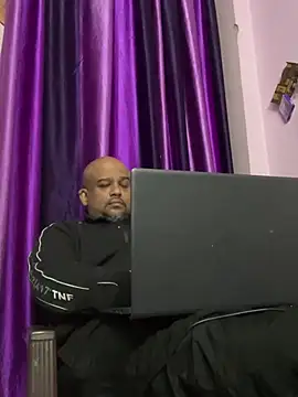 Snapshot of Dick_6inches chatting on February 6, 3:37 pm Dick 6inches online show from February 6, 3:37 pm