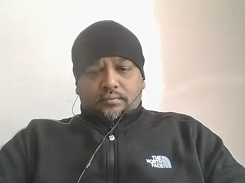 Snapshot of Dick_6inches chatting on February 8, 4:27 am Dick 6inches online show from February 8, 4:27 am