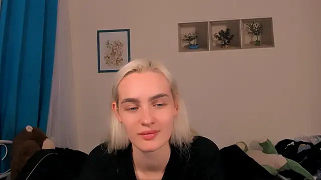 OliviaKisss online show from June 16, 8:55 pm
