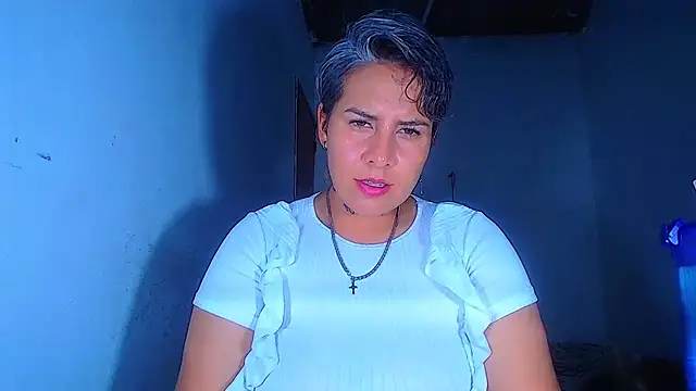 Snapshot of Yessi_rousse chatting on July 15, 3:17 pm Yessi rousse online show from July 15, 3:17 pm