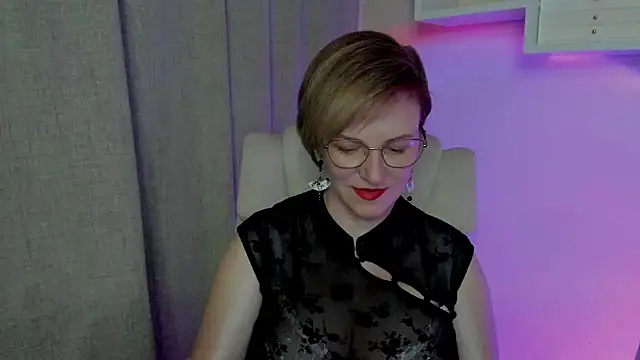 feliziaDesire online show from August 2, 12:58 pm