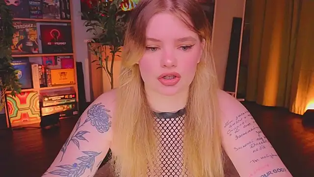 Hottie Jane online show from November 8, 1:55 pm