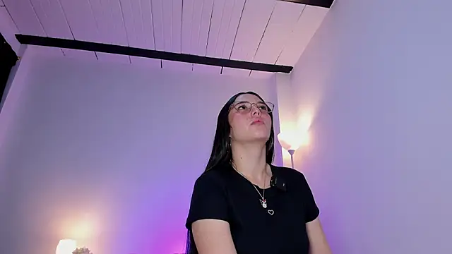 ice grace online show from February 24, 8:23 am