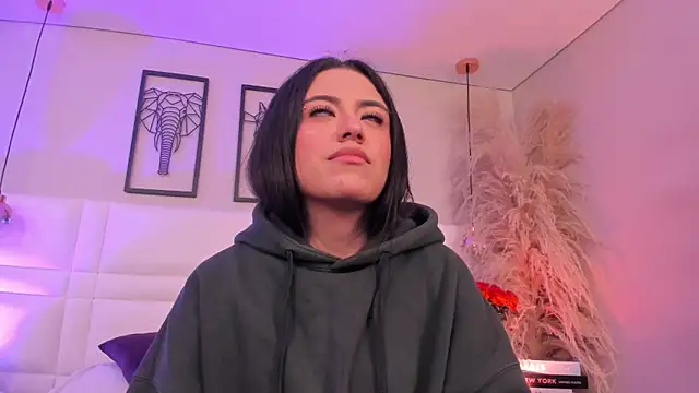 Rebeca jones online show from December 15, 12:09 pm