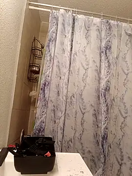 hungpenis210 online show from April 30, 2:23 pm