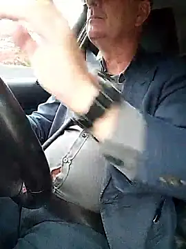 stiffandlubedxh online show from April 14, 9:10 pm