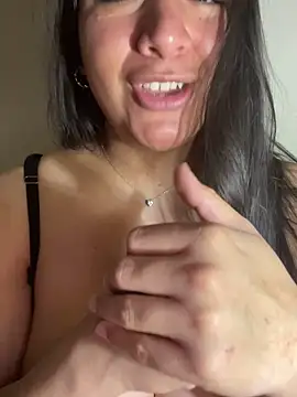 BustiBunny69 online show from February 18, 5:20 am