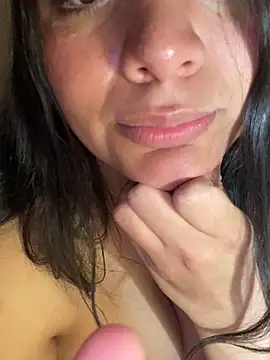 BustiBunny69 online show from February 27, 9:58 pm