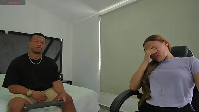 AnnieAndStefan online show from July 6, 2:47 pm